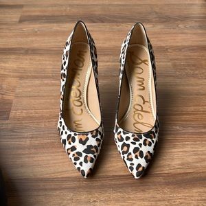 Sam Edelman leopard print pumps